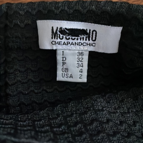 Moschino brand new skirt black white stripe US2 - Picture 4 of 9